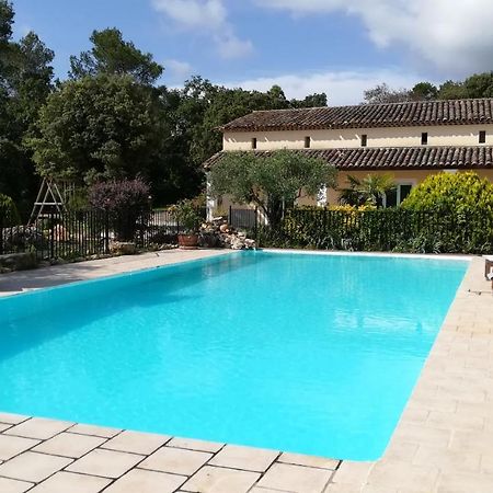 Entre Ciel Et Terre Vila Besse-sur-Issole Exterior foto