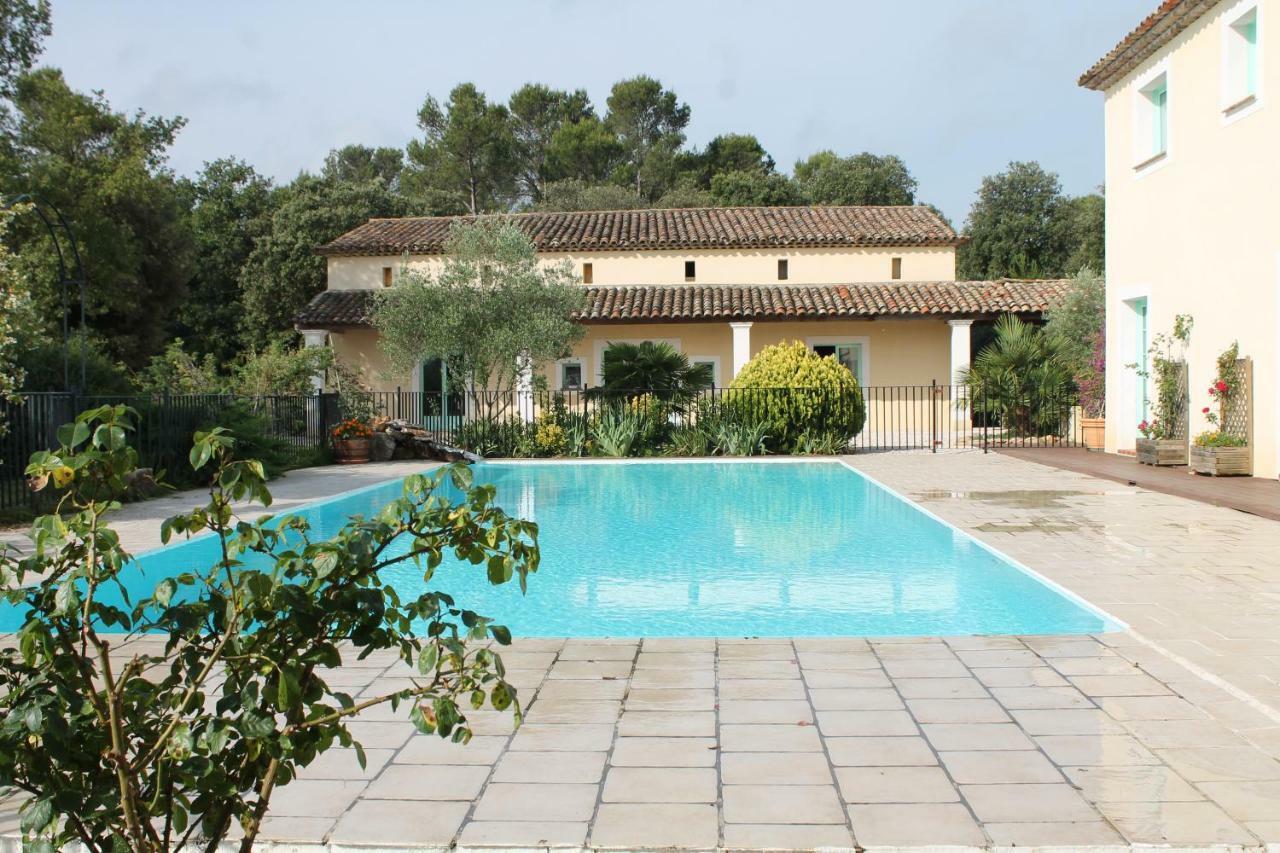 Entre Ciel Et Terre Vila Besse-sur-Issole Exterior foto